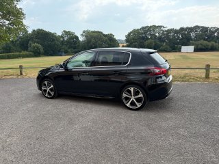 /photos/9857/0ebadef6-1d6b-5aac-3a54-5179bf8d5c28_i320x240.jpg
