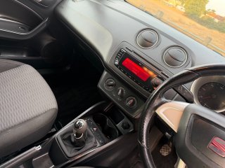/photos/9857/32c5fc79-62eb-1e35-2ecf-9c104214e84b_i320x240.jpg