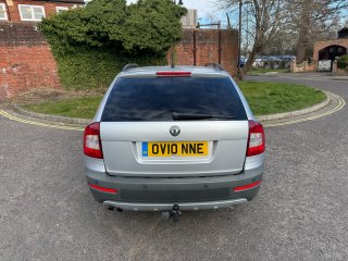 /photos/9857/3f6dc565-bb41-f26e-a327-e972b2d2f806_i320x240.jpg