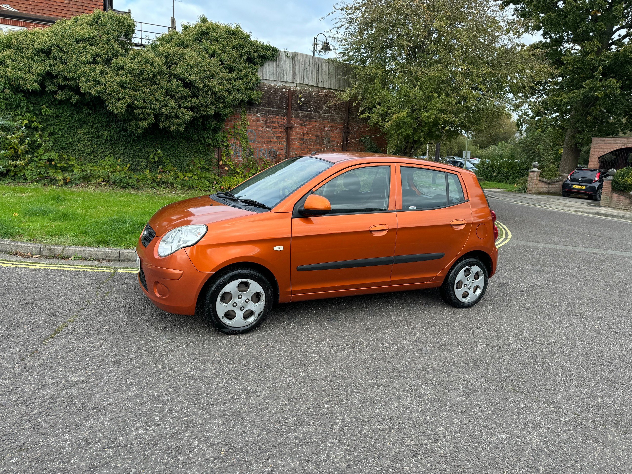 Used 2009 Kia Picanto CHILL 5Door for sale in Portsmouth, Hampshire