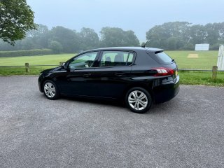 /photos/9857/a200e7b9-28f5-5202-e3f4-9b9a5b2eade9_i320x240.jpg