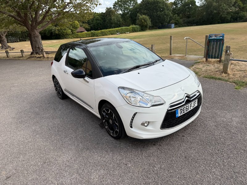 2011 Citroen DS3 Hatchback 1.6 e-HDi Airdream DStyle Plus Hatchback 3dr Diesel Manual Euro 5 s/s 90 ps