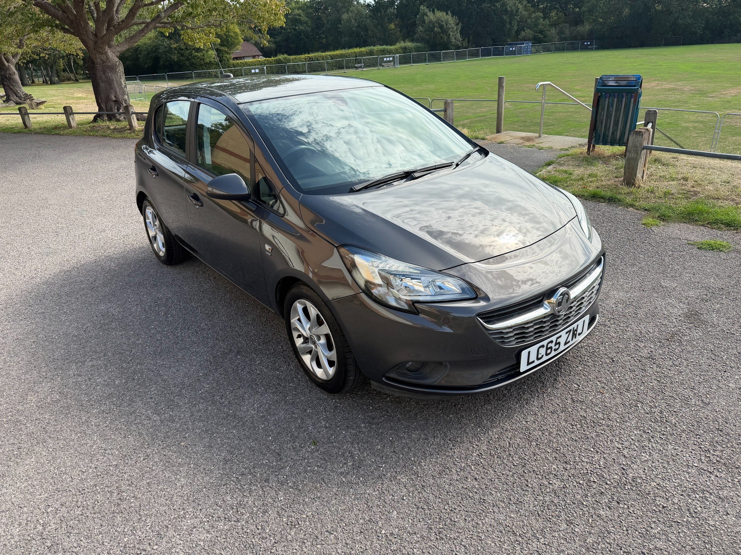 Vauxhall Corsa listing photo