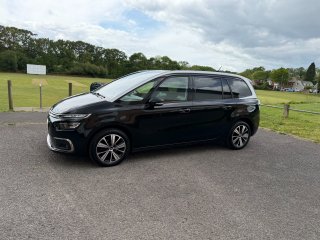 /photos/9857/f6b0e885-3a70-5568-e6f7-093e4036a450_i320x240.jpg